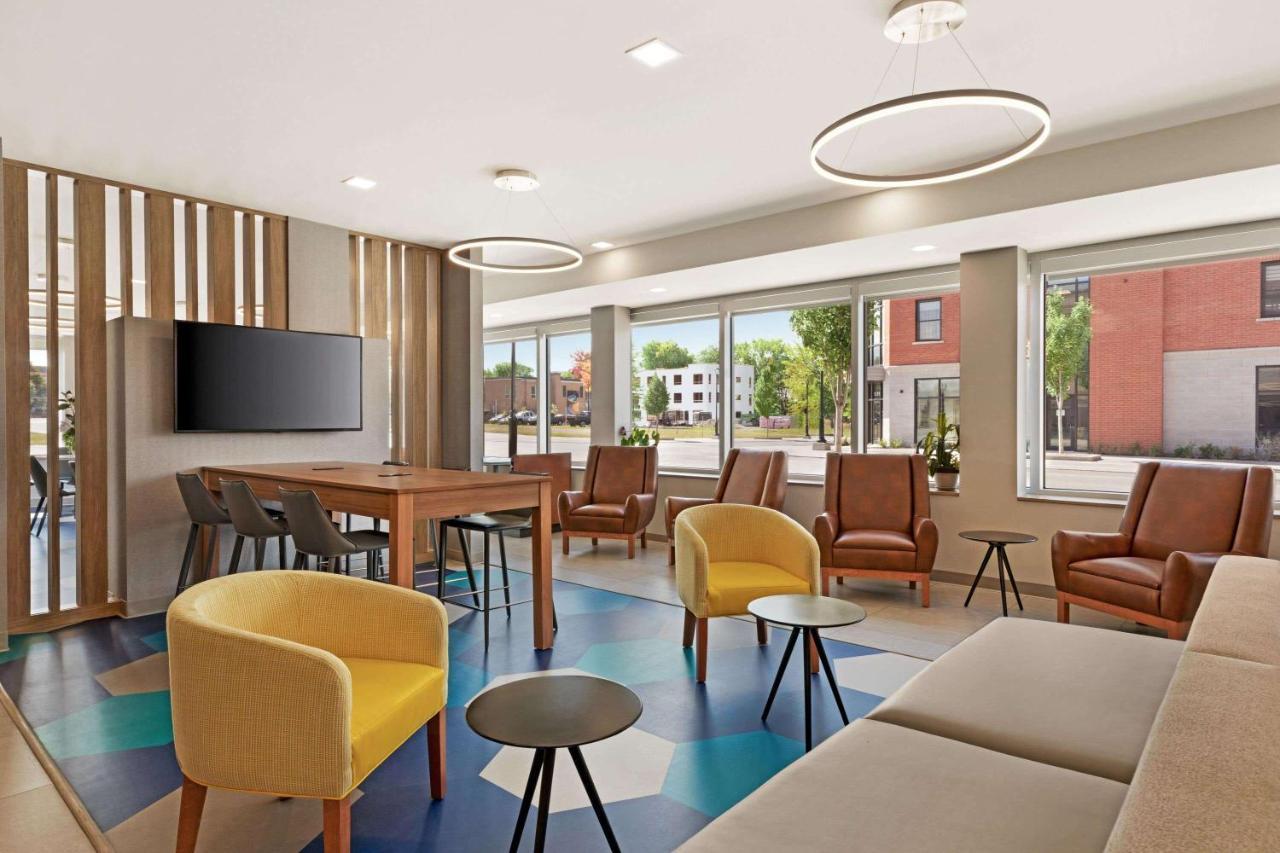Microtel Inn Suites By Wyndham Lac-Mégantic Eksteriør bilde